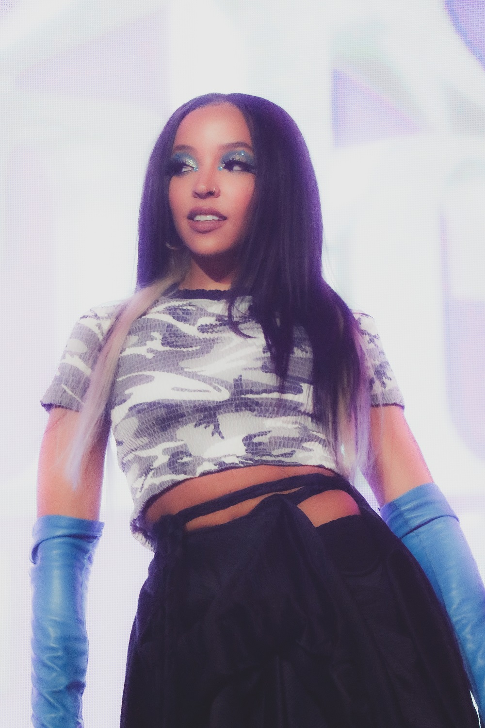 LIVE – TINASHE in PARIS – OFIVE TV